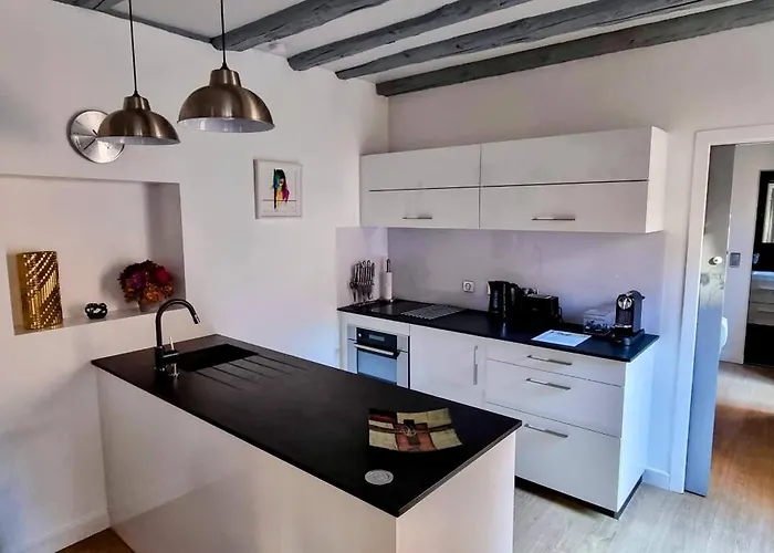 Appartement De Charme Au Coeur De La Vieille Ville